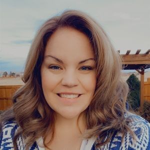 Meet your Posher, Jeanette